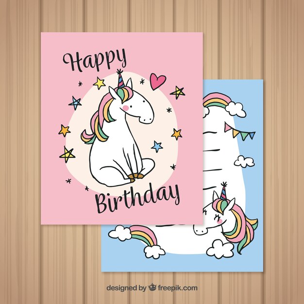 Tarjetas bonitas de cumpleaños con unicornio dibujados a mano