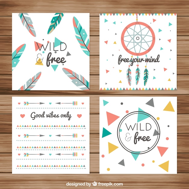 Tarjetas de felicitación boho fantásticas con elementos dibujados a mano
