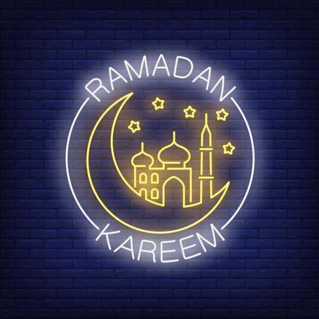 Texto de neón de Ramadán Kareem con luna creciente y mezquita