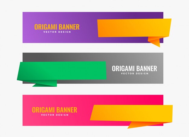 Tres banners de origami con espacio de texto