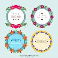 Vector gratuito varias etiquetas florales redondas