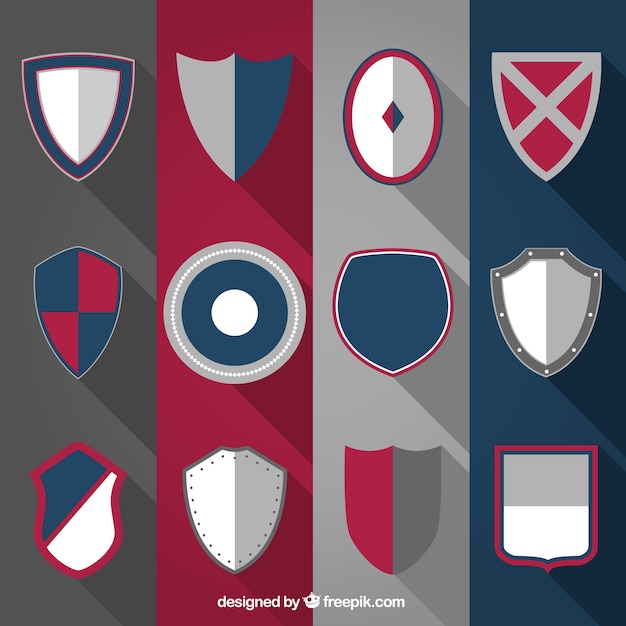 Vector gratuito variedad de escudos medievales