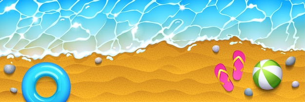 Vista superior de la playa de mar, costa con zapatillas, pelota y anillo inflable sobre arena con salpicaduras de olas espumosas azules. vacaciones de verano, vacaciones en la orilla del mar con superficie de agua limpia, fondo de vector 3d