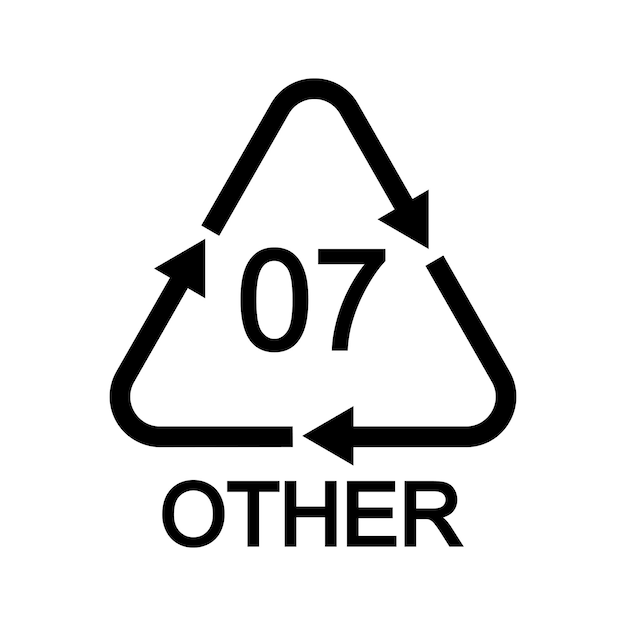 07 otro letrero de reciclaje de forma triangular con flechas Ícono de plástico reutilizable aislado en blanco