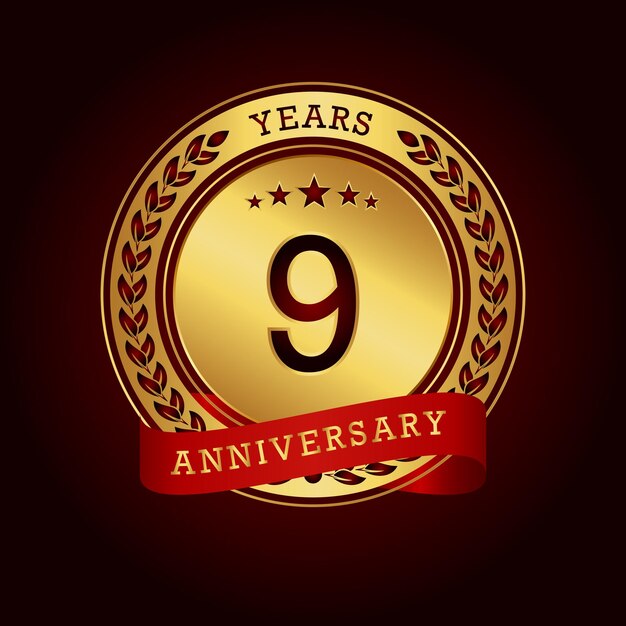 9 años de aniversario con un círculo dorado y una cinta roja en un fondo rojo oscuro