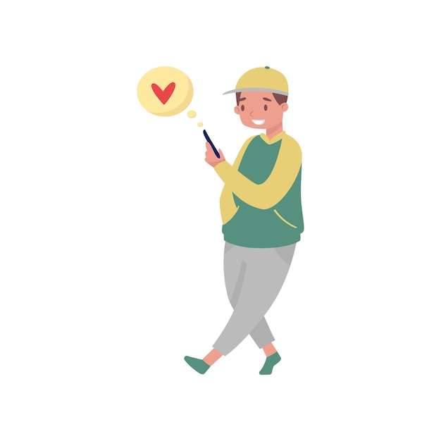 Adolescente sonriente caminando y leyendo mensajes de amor desde el teléfono inteligente tema de citas en línea y redes sociales diseño vectorial plano