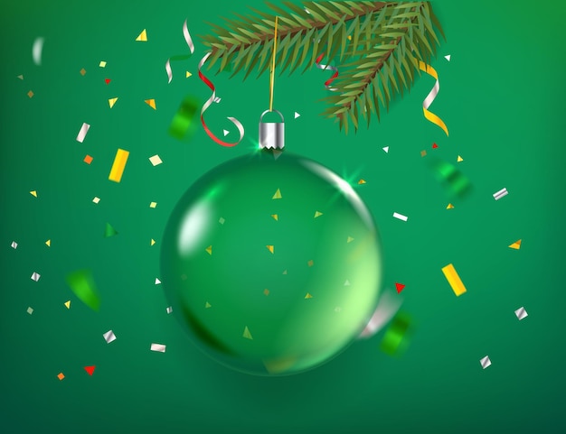Adorno navideño transparente verde con confeti sobre fondo verde