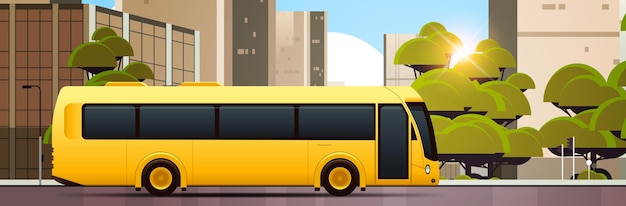 Vector autobús de la ciudad vehículo transporte público moderno tráfico urbano y rural cómodo movimiento concepto paisaje urbano fondo horizontal vector ilustración