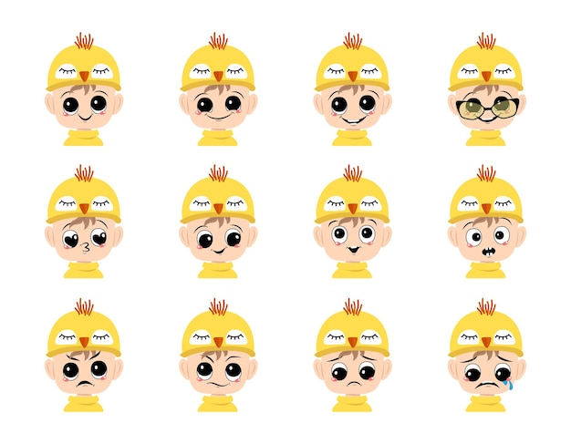 Avatar de niño con ojos grandes y amplia sonrisa feliz en lindo sombrero de pollo amarillo Cabeza de niño con cara alegre para vacaciones Pascua Año Nuevo o disfraz para fiesta Vector ilustración plana