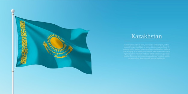 La bandera de Kazajstán en contra del cielo azul claro Copyspace
