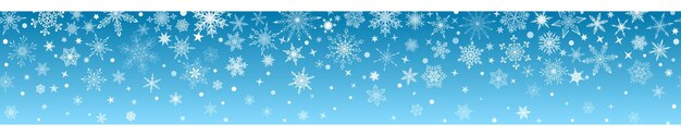 Banner de Navidad de varios copos de nieve grandes y pequeños complejos con repetición horizontal sin fisuras, blanco sobre fondo azul claro