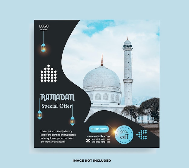 Banner de venta para el mes de Ramadán con ilustración de stock de decoración de mezquita
