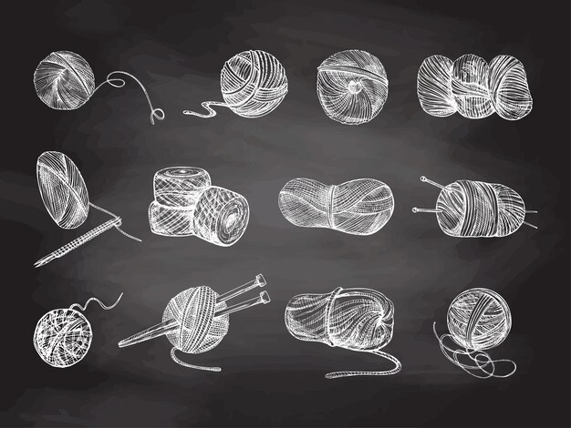 Boceto dibujado a mano de bola de hilos agujas de tejer de lana sobre fondo de pizarra