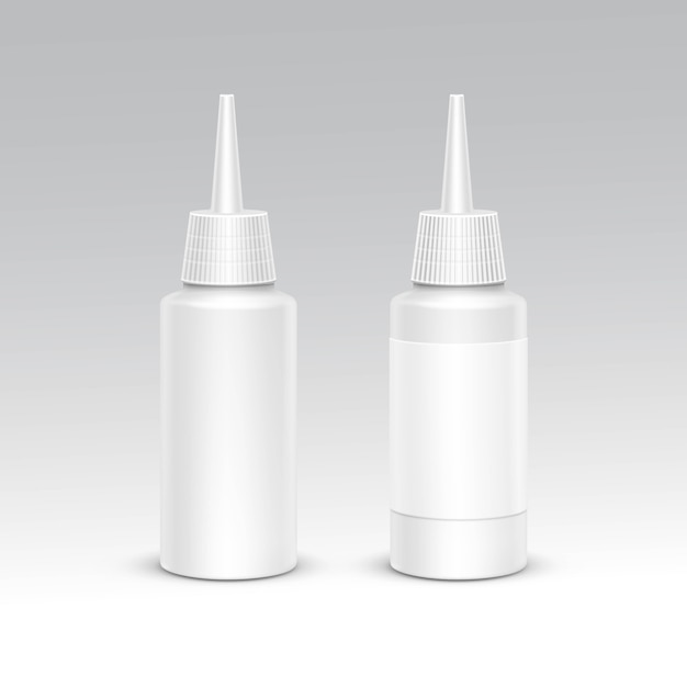 Botella de spray blanco conjunto de envases de plástico. Atención cosmética médica. Ilustración de vector aislado en blanco