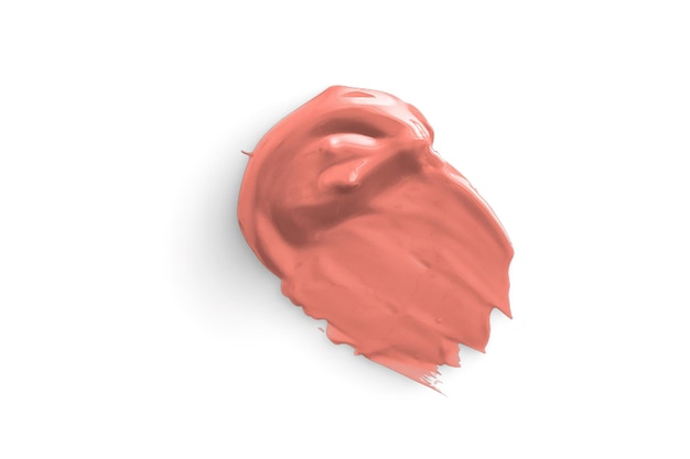 un brillo de labios rojo con un color de labios rosado