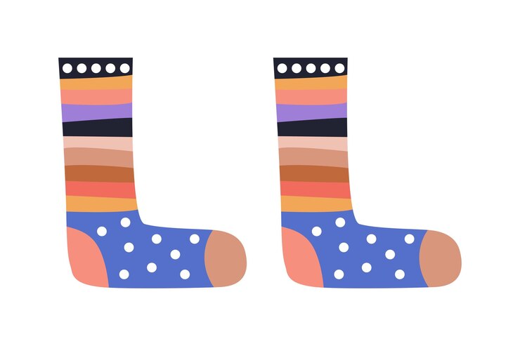 Vector calcetines de rayas multicolores sobre un fondo blanco.