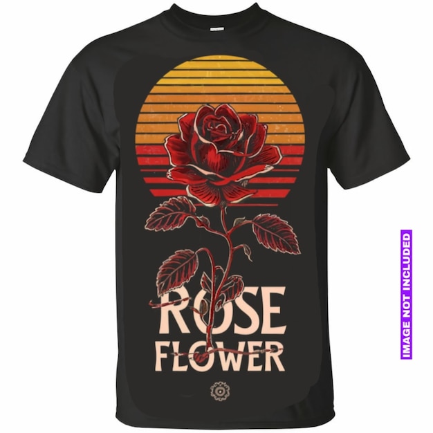 una camisa negra con una rosa en ella está mostrando una flor de rosa