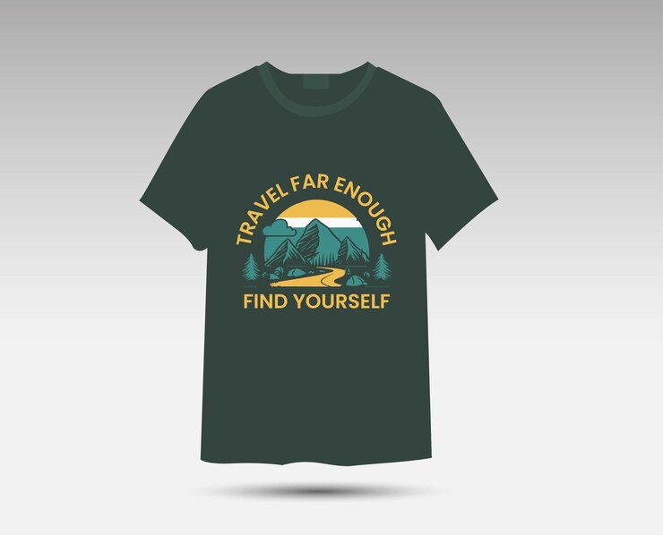 una camiseta verde con una montaña en el frente