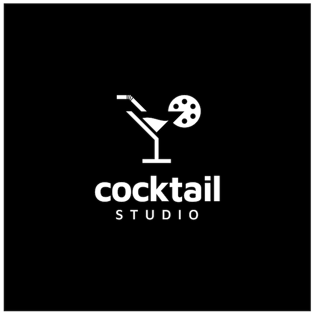 Carrete de película Lime Lemon Orange con copa de cóctel para el diseño del logotipo del estudio de producción de películas de cine