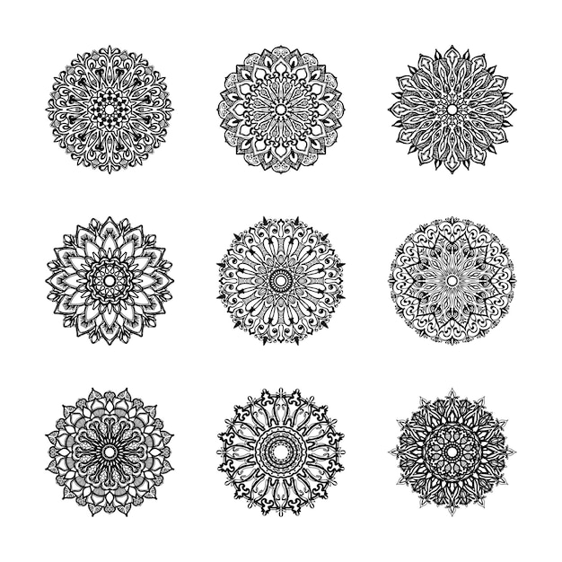 Colecciones Decoración de mandala dibujada a mano en ornamento étnico oriental garabato