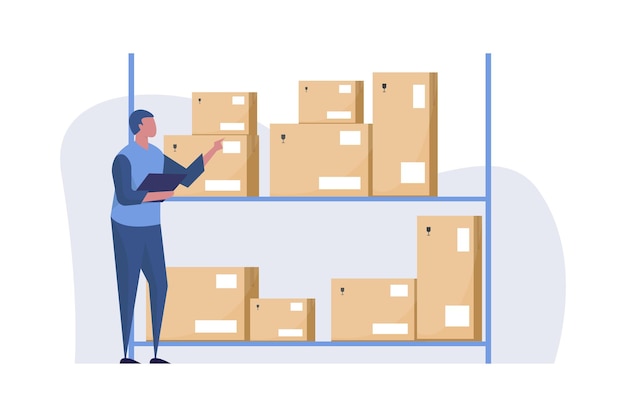 Comprobar los inventarios antes del envío Trabajador del almacén comprobando los niveles de inventario de las mercancías en las estanterías