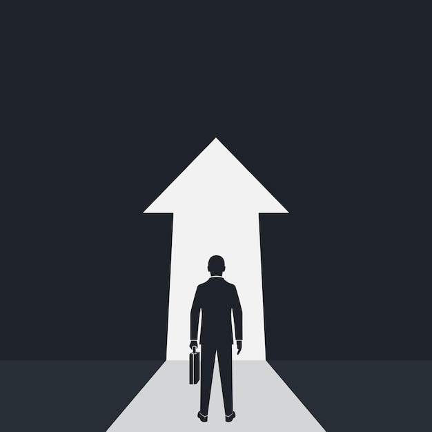 Concepto de camino hacia adelante silueta hombre de negocios en traje de pie frente a una flecha hacia adelante mirar hacia el futuro