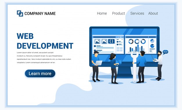 El concepto de desarrollo web con personas está programando y codificando en pantalla grande.