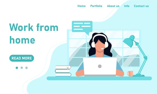Concepto de plantilla de sitio web y trabajo desde el banner de inicio. chica independiente en auriculares en una computadora portátil trabaja desde el chat de la oficina en casa, atención al cliente, capacitación. gráficos en un estilo plano en colores azules
