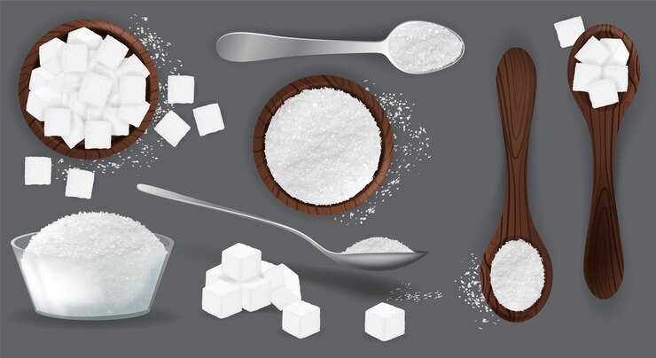 Vector conjunto de azúcar blanco con montones y cubos azúcar de grano blanco realista en la parte superior de la pila de cuchara y vistas laterales sw ...