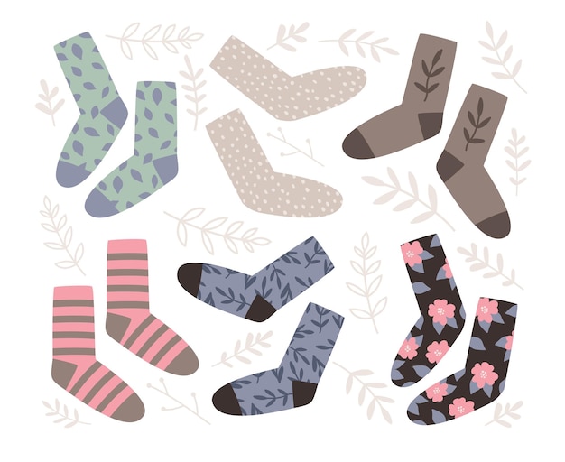 Conjunto de calcetines diferentes sobre un fondo blanco