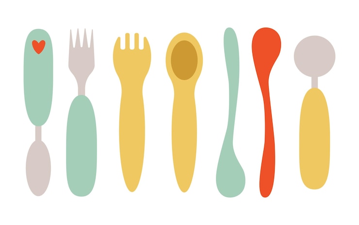 Vector conjunto de cuchara y tenedor para bebés platos para bebés lindos ilustración vectorial aislada en estilo clip art