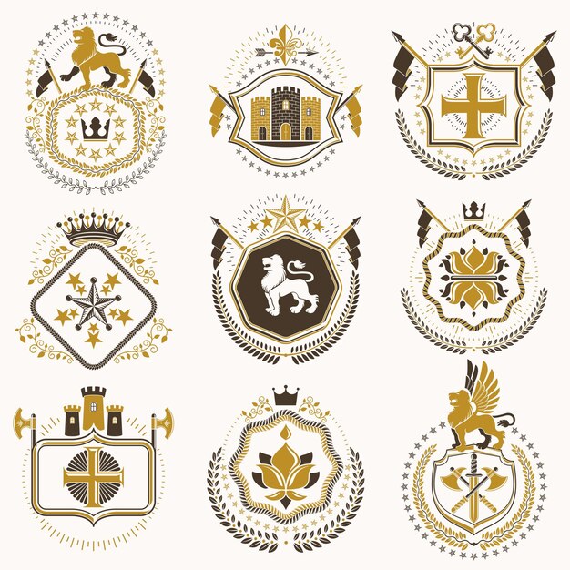 Vector conjunto de emblemas vectoriales heráldicos de estilo antiguo, ilustraciones antiguas decoradas con accesorios de monarca, torres, estrellas pentagonales, armas y armería. colección escudo de armas.