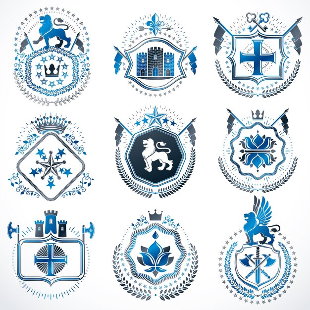 Conjunto de emblemas vectoriales heráldicos de estilo antiguo, ilustraciones antiguas decoradas con accesorios de monarca, torres, estrellas pentagonales, armas y armería. Colección Escudo de Armas.
