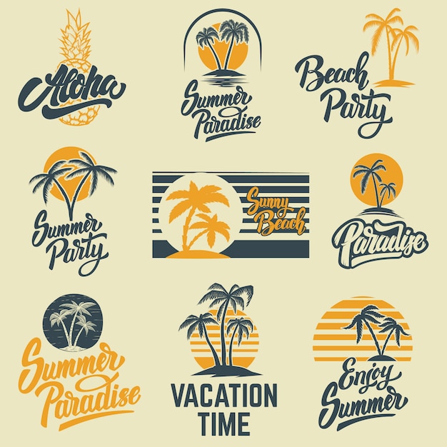 Conjunto de emblemas de verano con palmeras. para emblema, letrero, logotipo, etiqueta, insignia. imagen