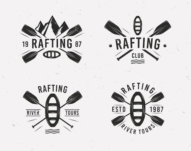Conjunto de logotipos de rafting con paletas cruzadas y siluetas de montañas