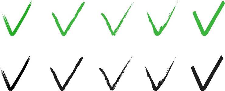 Vector un conjunto de marcas de comprobación verdes y negras en estilo grunge