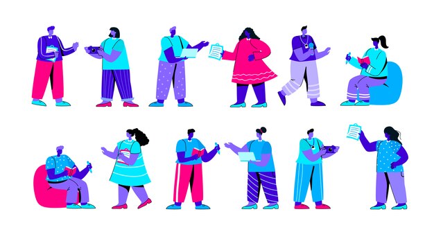Conjunto de periodistas divertidos con blocs de notas, computadoras portátiles personaje de gente azul plana