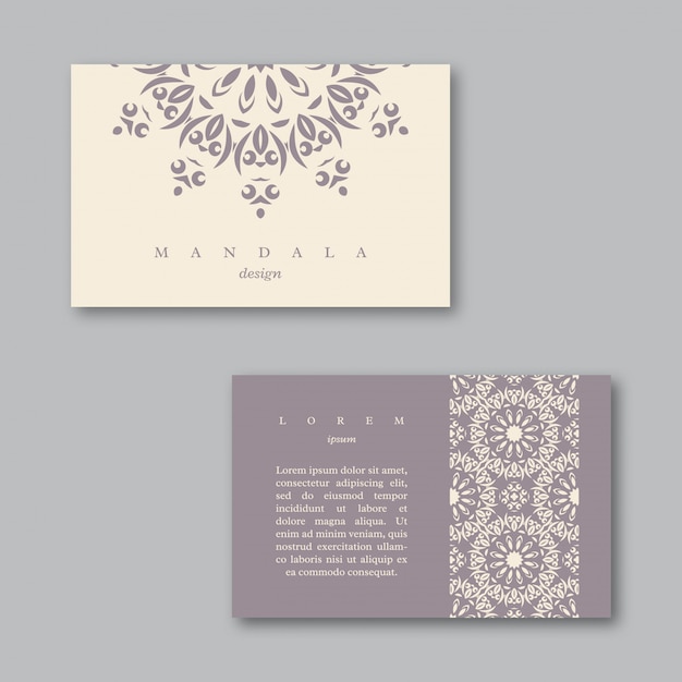 Conjunto de tarjetas con mandala dibujado a mano.