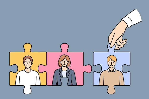 Construir un equipo a partir de rompecabezas con personas de negocios en el proceso de reclutamiento y contratación de personal de la empresa