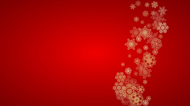 Copos de nieve de Navidad sobre fondo rojo Marco de brillo horizontal para pancartas de invierno, cupones de regalo, vales, anuncios, evento de fiesta, color de Papá Noel con copos de nieve dorados de Navidad, nieve que cae para las vacaciones