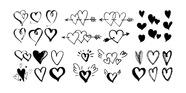 Corazones dibujados a mano con pequeñas alas y perforados con flecha. símbolo de amor. doodle estilo ilustración del día de san valentín. vector.