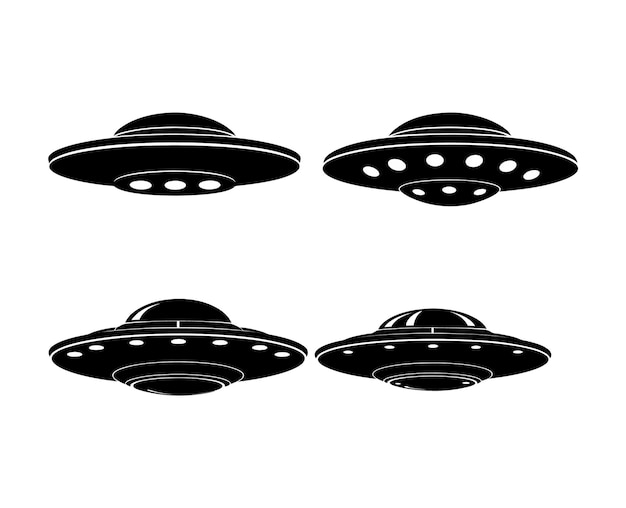 Cuatro ovnis en blanco y negro