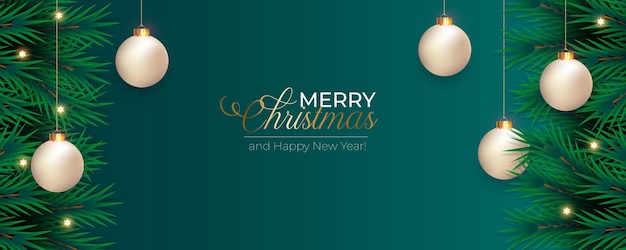 Decoración de banner navideño con rama de pino, bola de Navidad dorada y luces.