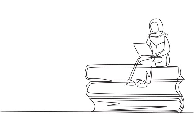 Dibujo continuo de una línea mujer árabe estudiando con una computadora portátil y sentada en una pila de grandes libros