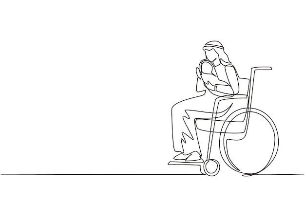 Dibujo de línea continua de padres con bebés Hombre árabe sosteniendo a un bebé sentado en silla de ruedas