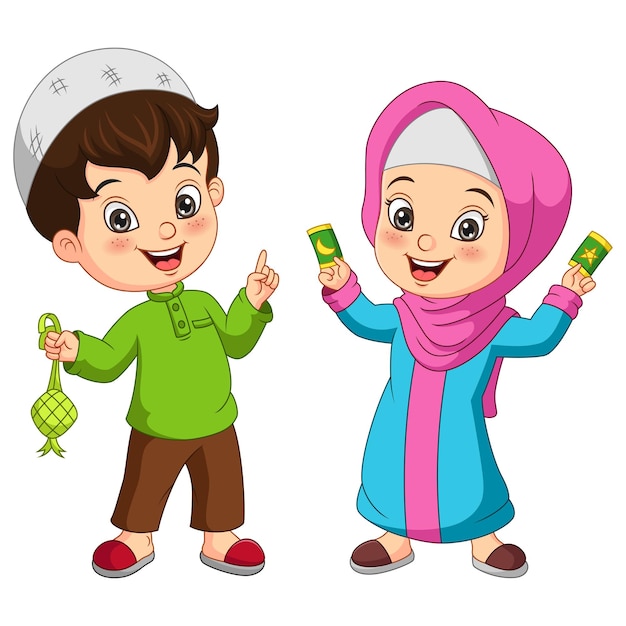Dibujos animados de niños musulmanes felices sosteniendo un ketupat