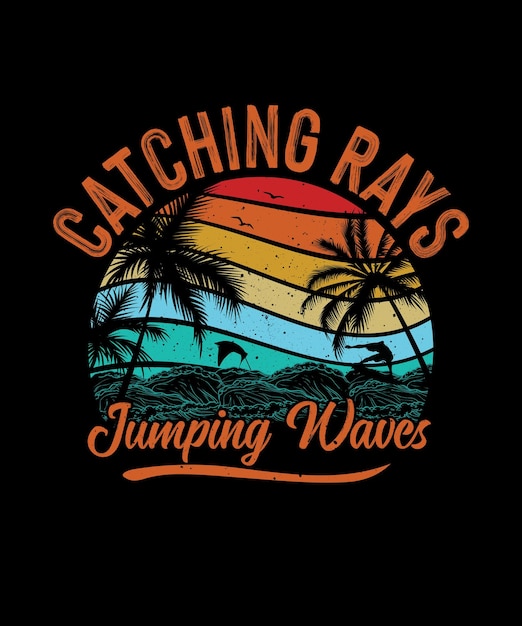 Diseño de camiseta de playa de verano con rayos saltando olas