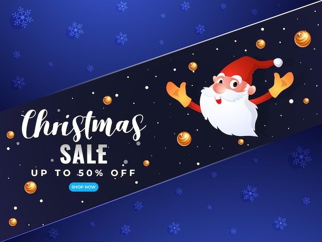 Diseño de cartel o cartel de venta navideña con oferta de descuento de 50 y ilustración de Santa Claus en fondo de copo de nieve azul decorado con bolas de bauble