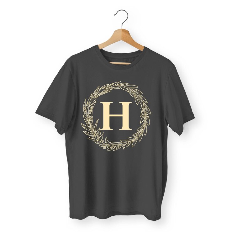 Diseño sencillo de camiseta negra