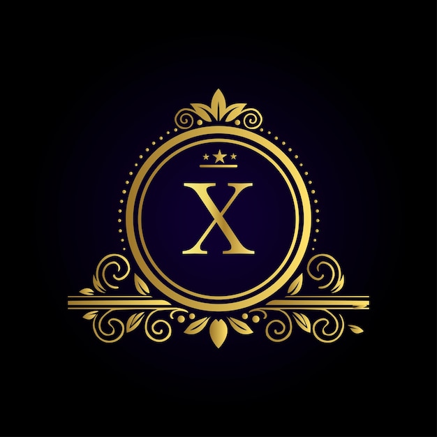Elegante letra dorada X con corona de laurel y corona en fondo púrpura profundo para un diseño real